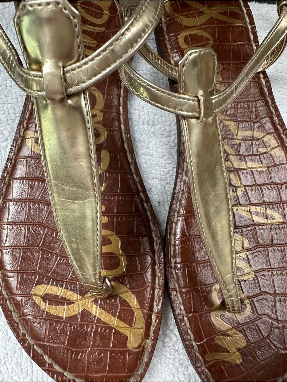 Sam Edelman Gold T-Strap Sandals with Brown Croc Footbed - Picture 3 of 6
